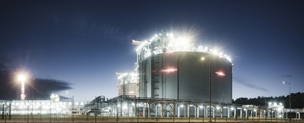 LNG terminal complex installations for the transmission and storage of gas lng,Poland
