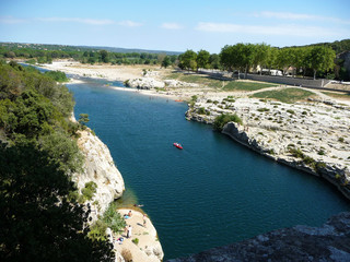 Obraz premium The Gard river seen from the ancient Roman aqueduct, France