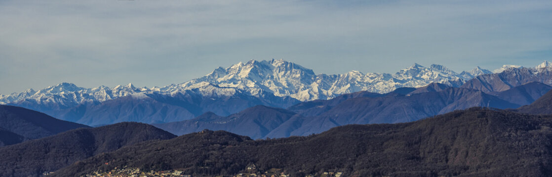 Monte Bilder Durchsuchen 156,529 Archivfotos, und