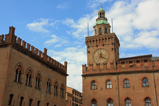 Palais de la piazza Maggiore &agrave; Bologne, Italie