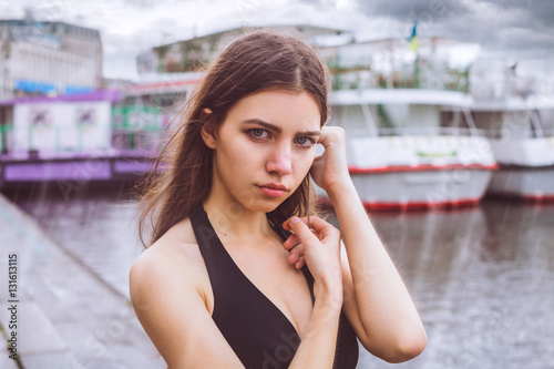 Model Cute Brunette With Green Eyes Wearing A Dress Girl