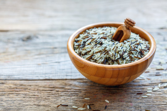 Bowl with white long grain and wild rice.