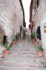 Fototapeta na wymiar staircase to the main fortress of Assisi