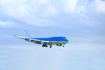 Fototapeta na wymiar Airplane approaching runway