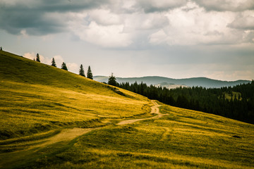 Obraz premium A beautiful mountain landscape in Carpathian mountains, Romania