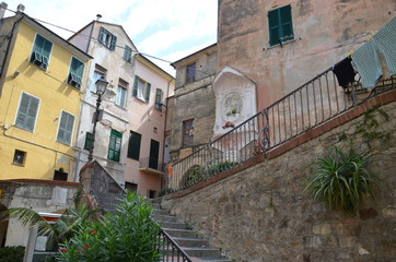italy courtyard