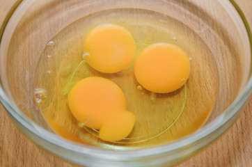 egg in a glass container, cooking