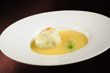 Fish large meatball with Corn juice