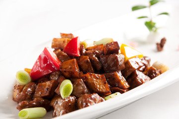 Stir fried beef with black pepper and mushroom