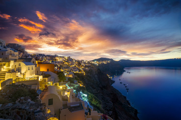 Fototapeta premium Old Town of Oia on the island Santorini