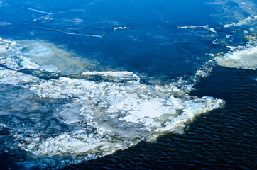 Drifting ice floes on a river Dnieper © ihorbondarenko