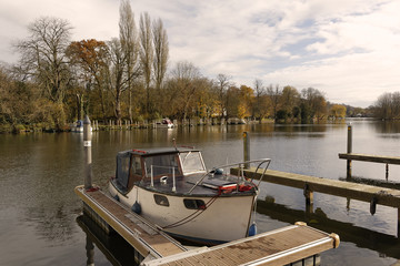 Naklejka premium Boat Moored on the River Thames