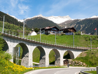 Fototapeta na wymiar Bridge of the Rhaetian Railway