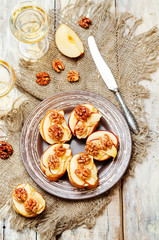 Apple Brie maple syrup walnut crostini
