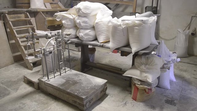 Bilancia a stadera al vecchio mulino del Sassello