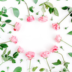 Obraz premium Frame made of pink roses on white background. Flat lay, top view. Valentine's background