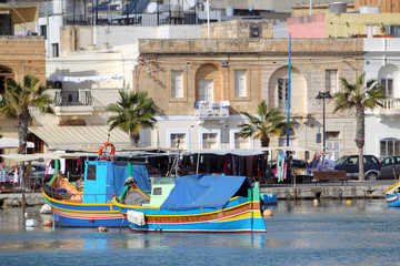 Łodzie rybackie w porcie Marsaxlokk na Malcie © andrzej_67