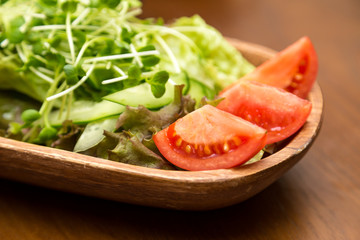 green salad and tomato