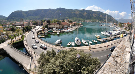 Czarnogóra - Kotor, widok z murów miejskich. © konik60