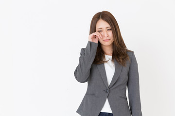 泣く女性　ビジネス