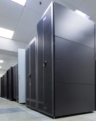 rackserver hardware of mainframes in the modern data center