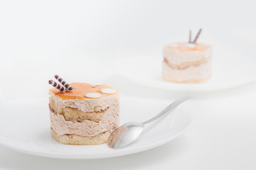 A delicious small biscuit cakes with caramel