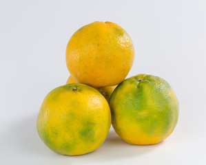 A pile of oranges