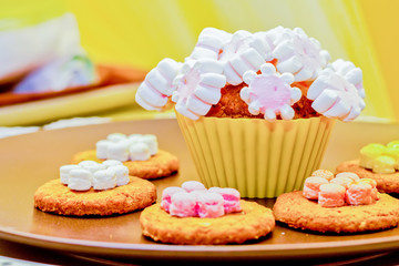 COOKIES FOR CHILDREN IN THE SHAPE OF FLOWER WITH Candy sweet IDEAL FOR SNACK