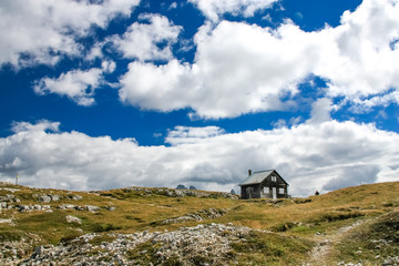 Fototapeta na wymiar Dolomiti hut
