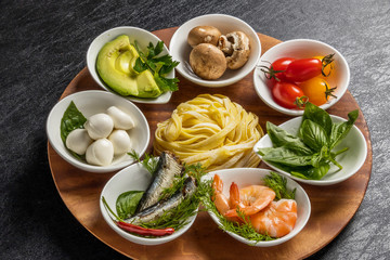 イタリア食材　生パスタ　 fresh pasta and Italian ingredients