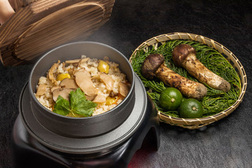 日本産高級松茸料理　 Domestic matsutake mushroom 