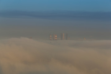 Fog at the Dubai Drydocks 