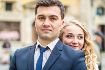 Fototapeta na wymiar Portrait of newlyweds in the city of Lviv