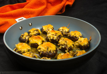 Royal baked stuffed mushrooms