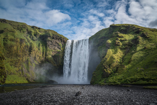 Skogafoss landscape 