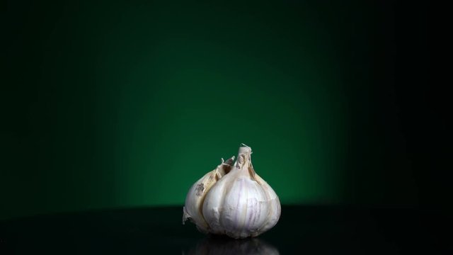 Garlic turning loopable