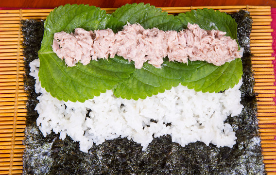 Korean food (tuna) Kimbab