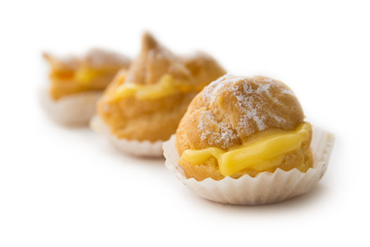 Bigne alla crema