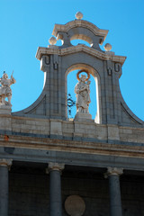 Portada Catedral de la almudena de madrid