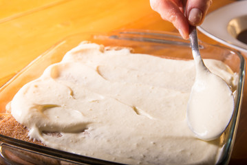 Preparing the tiramisu