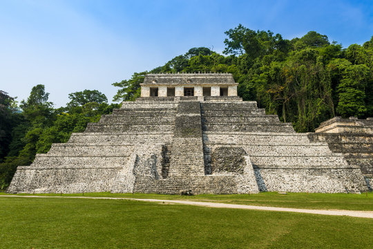 View of the Temple of Inscriptions in the ancient Mayan city of Palenque, Chiapas, Mexico