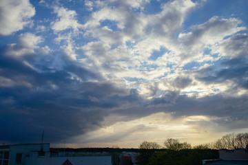 Obraz premium Sunset over the city