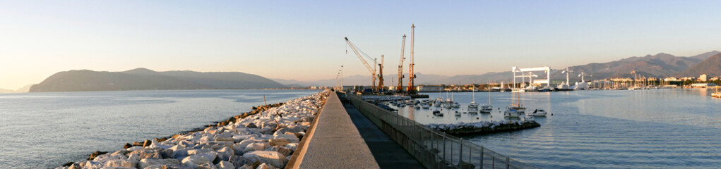 photo of marina di carrara harbour