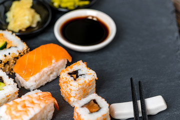  Sushi - Japanisches Essen - Diät - Fisch