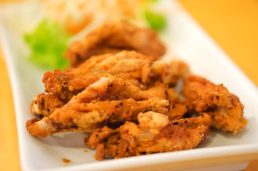 Fried chicken wings