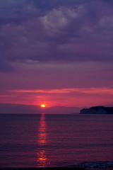 Fototapeta na wymiar Beautiful purple sunrise
