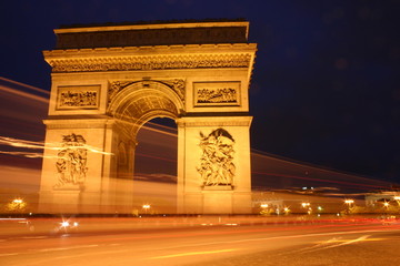 Fototapeta na wymiar Arch De Triomphe, Paris, France