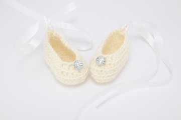 knitted shoes for young children