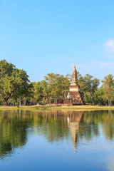 Fototapeta na wymiar Wat Traphang Ngoen, Shukhothai Historical Park, Thailand