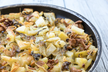 Mushrooms with roasted potatoes